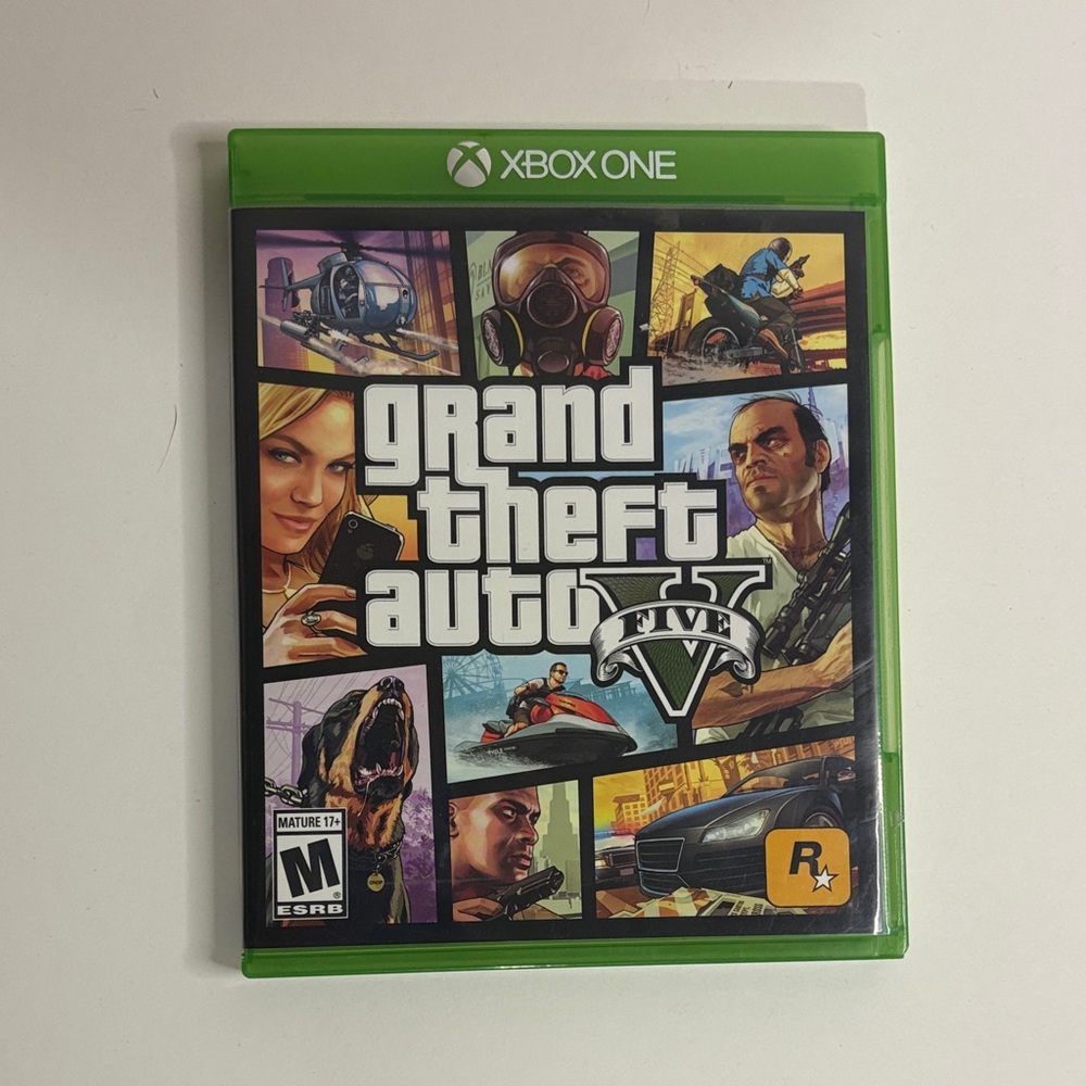 Grand Theft Auto V for Xbox One - Green Case video game